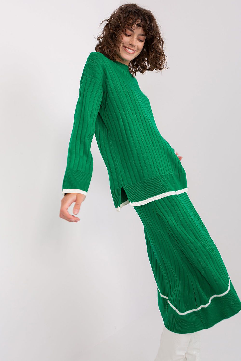 L`ensemble model 190777 Badu