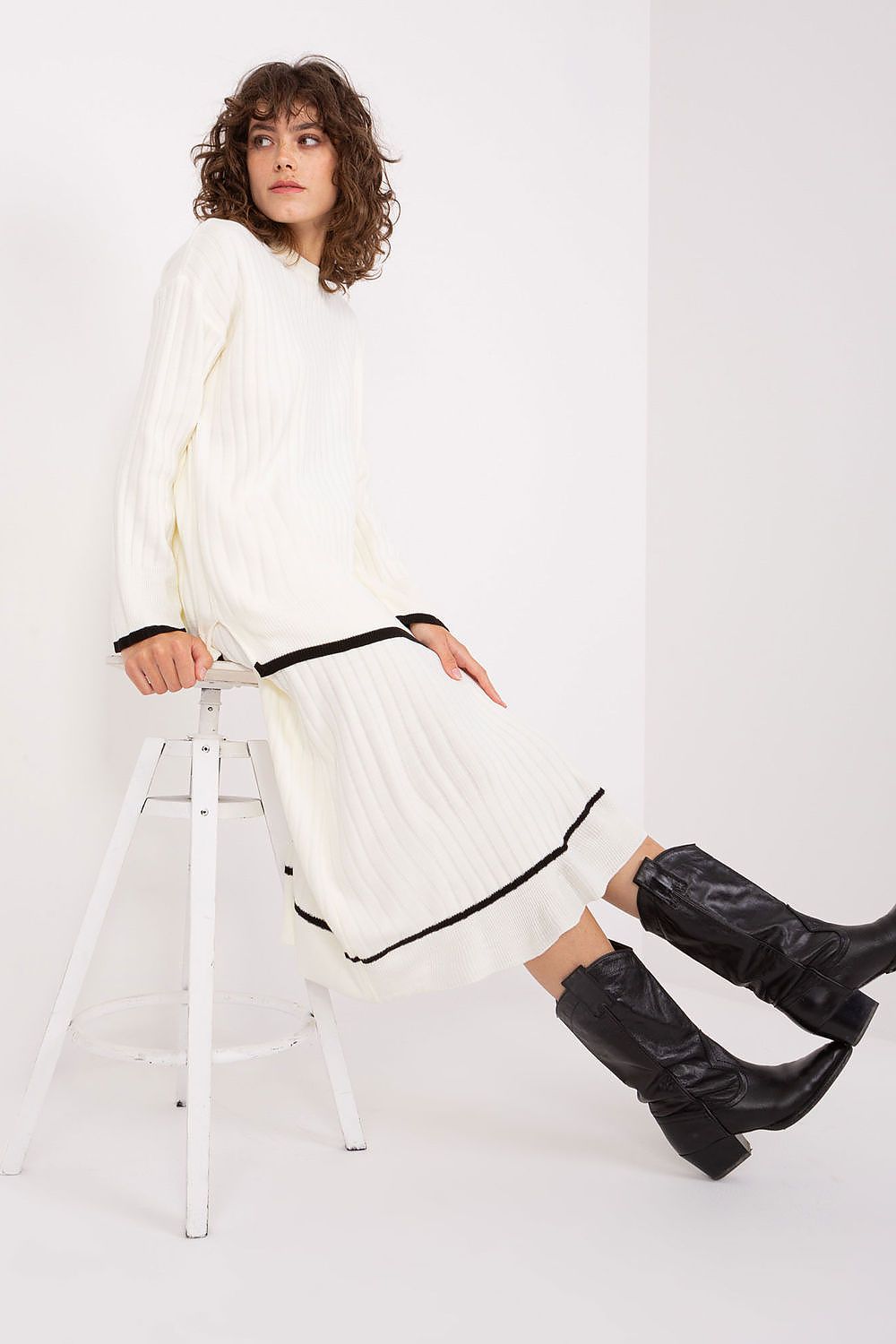 L`ensemble model 190778 Badu