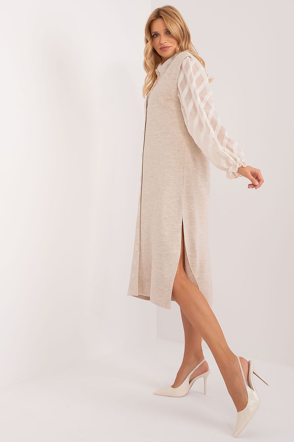 Robe de jour model 194218 Badu