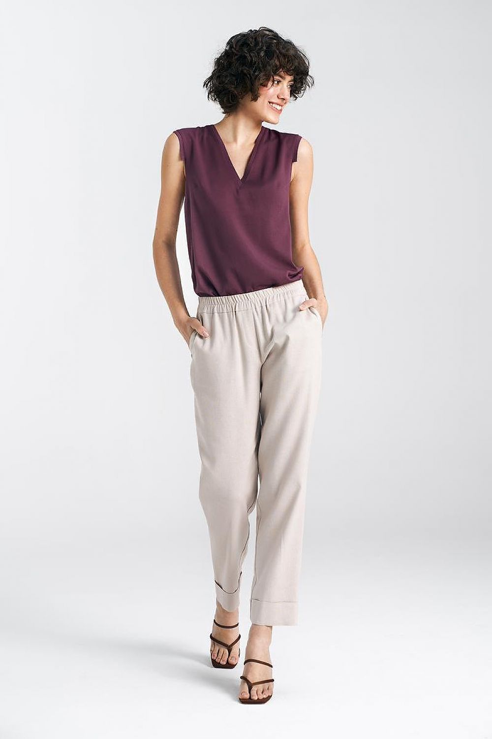 Pantalon femme model 195464 Nife