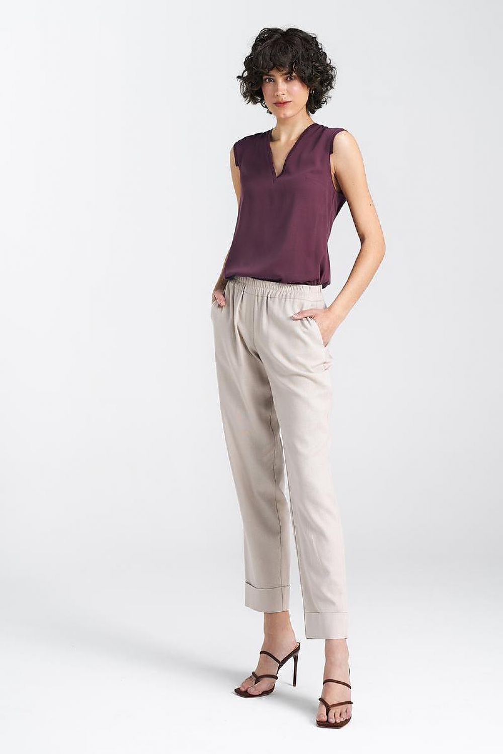 Pantalon femme model 195464 Nife
