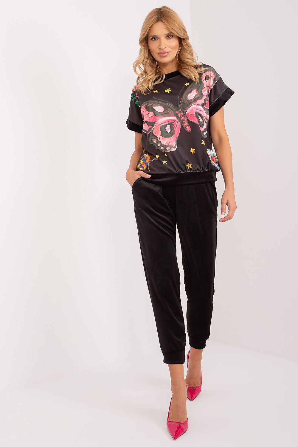 L`ensemble model 196779 Rue Paris