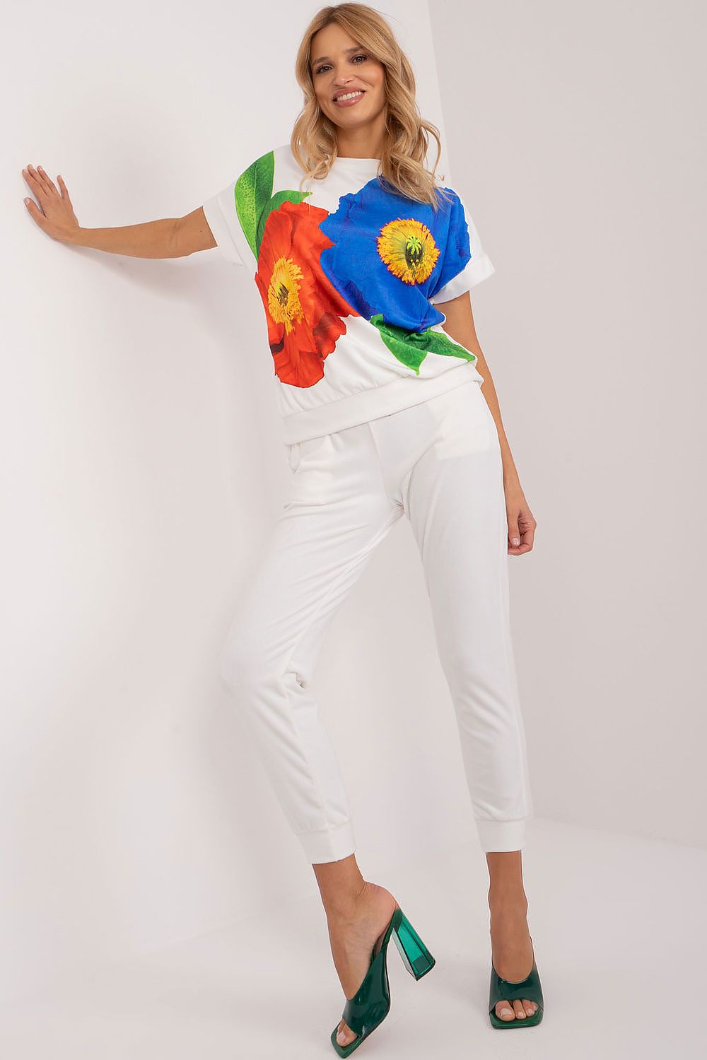 L`ensemble model 196781 Rue Paris