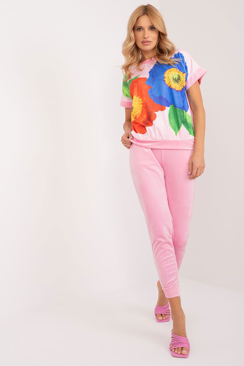 L`ensemble model 196784 Rue Paris