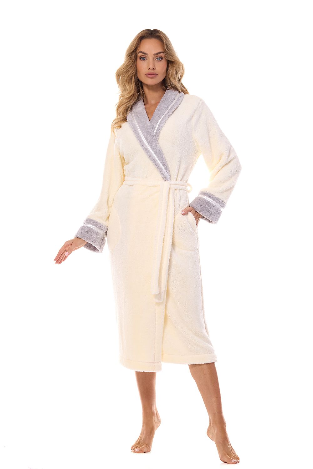 Peignoir model 199364 L&L collection