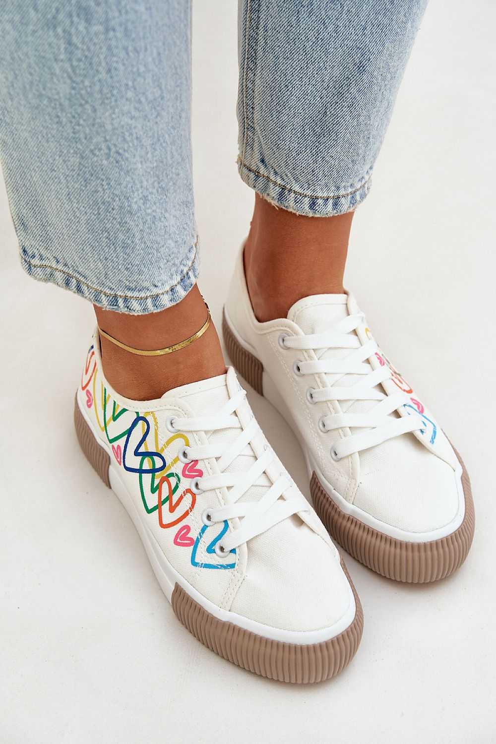 Baskets model 206801 Step in style