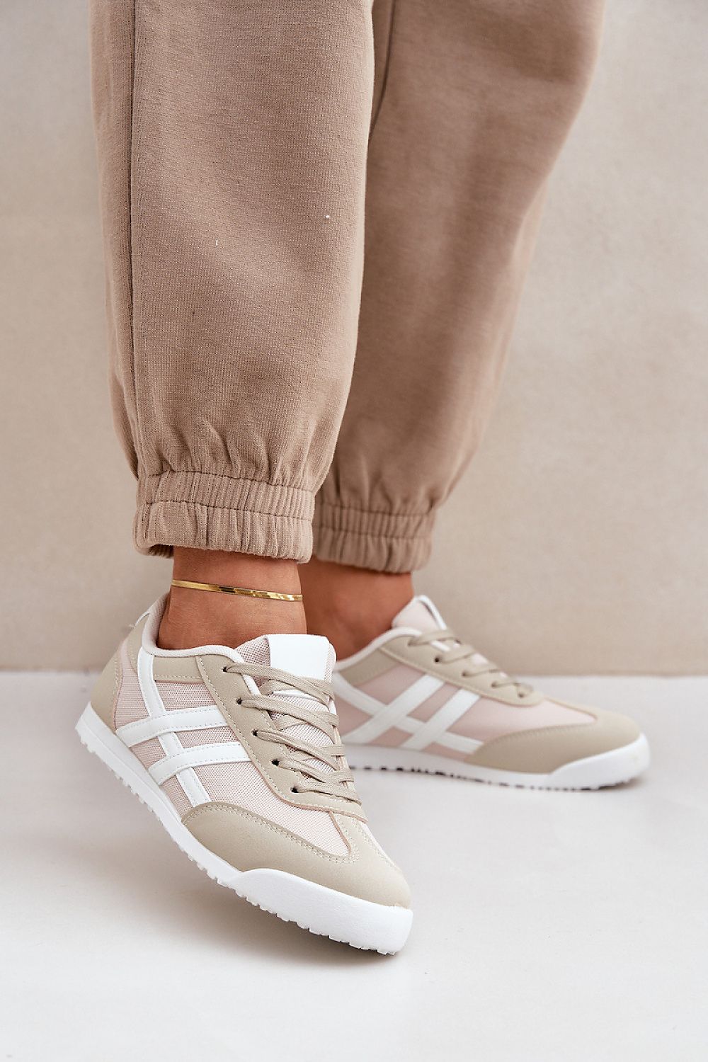 Baskets model 206804 Step in style
