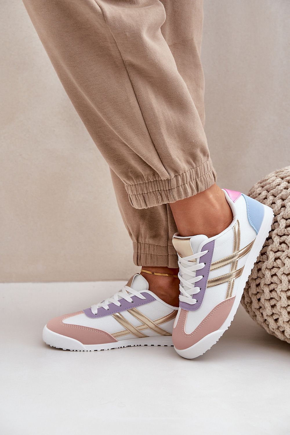 Baskets model 206805 Step in style