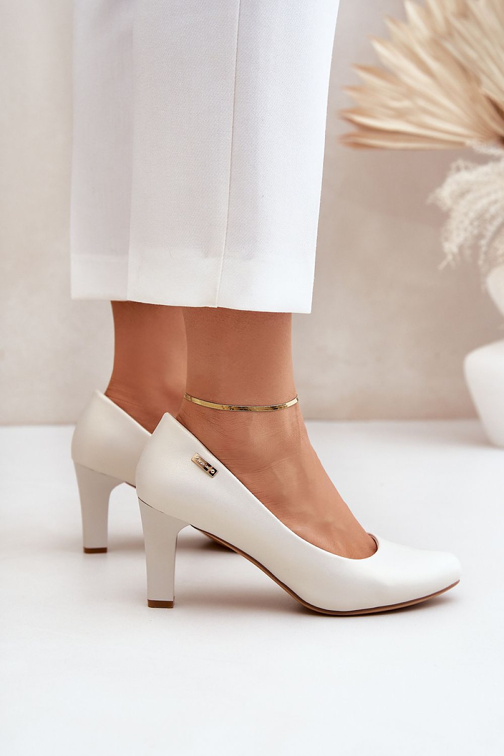 Escarpins talon large model 206814 Step in style