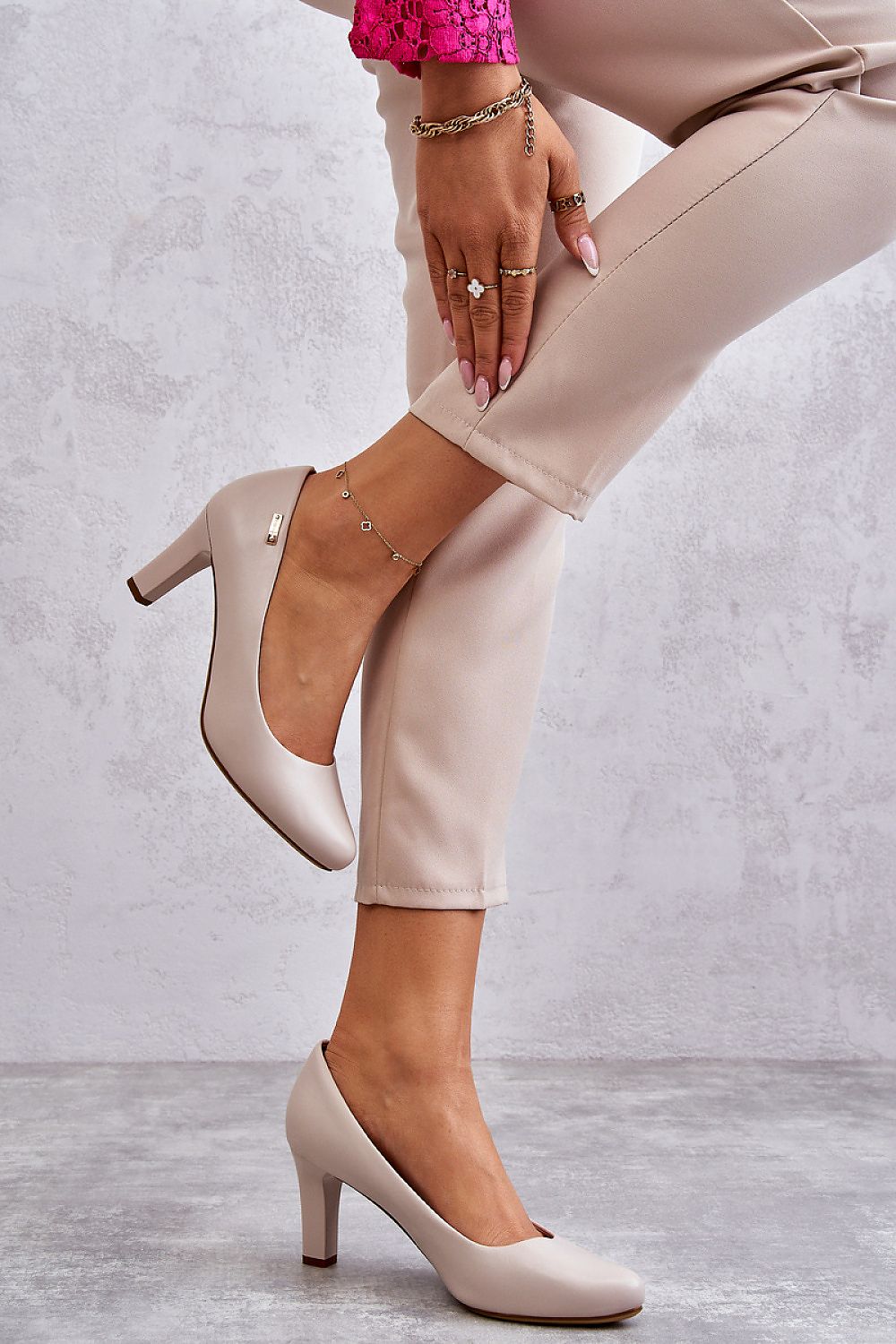 Escarpins talon large model 206815 Step in style