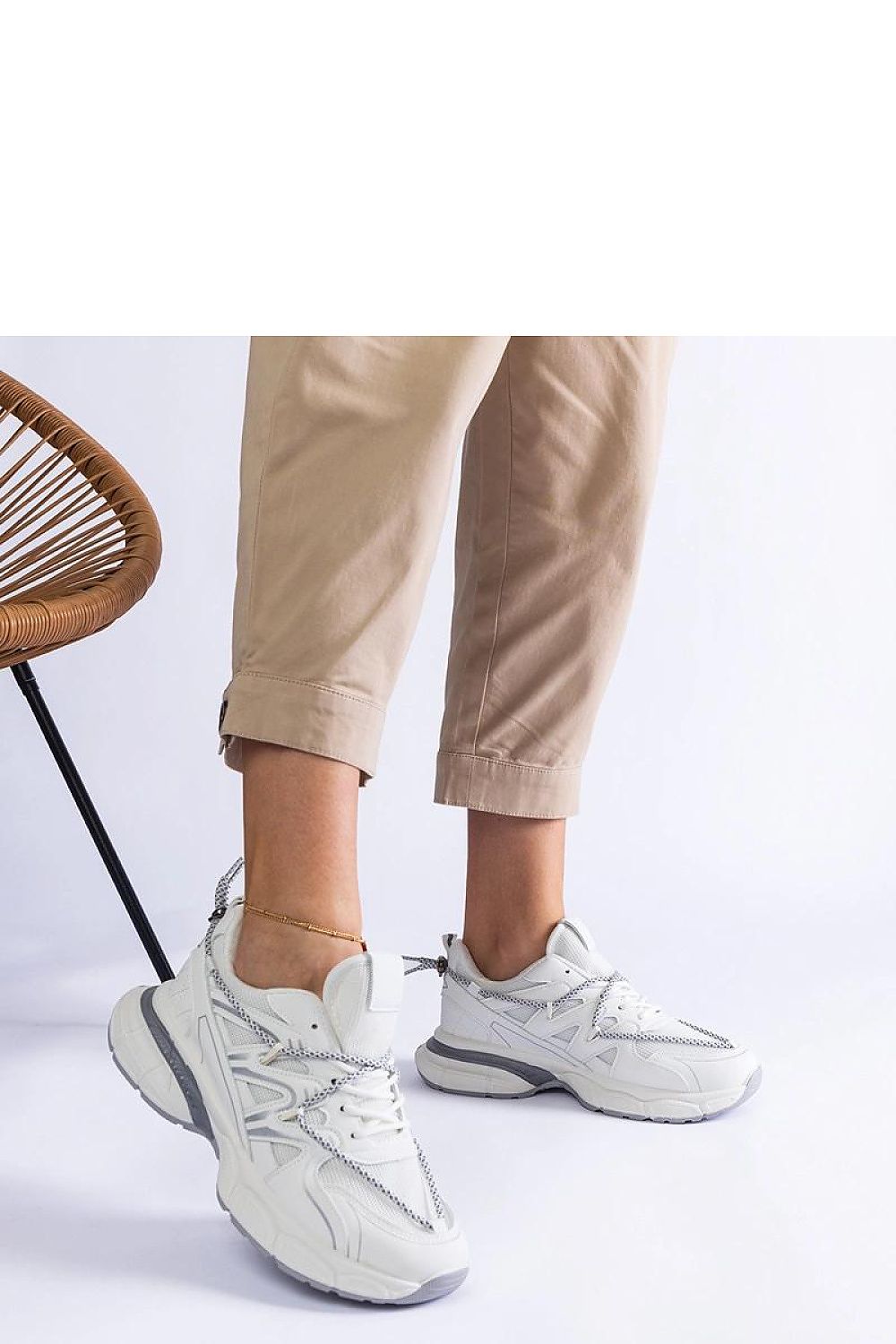 Baskets model 207125 Solea