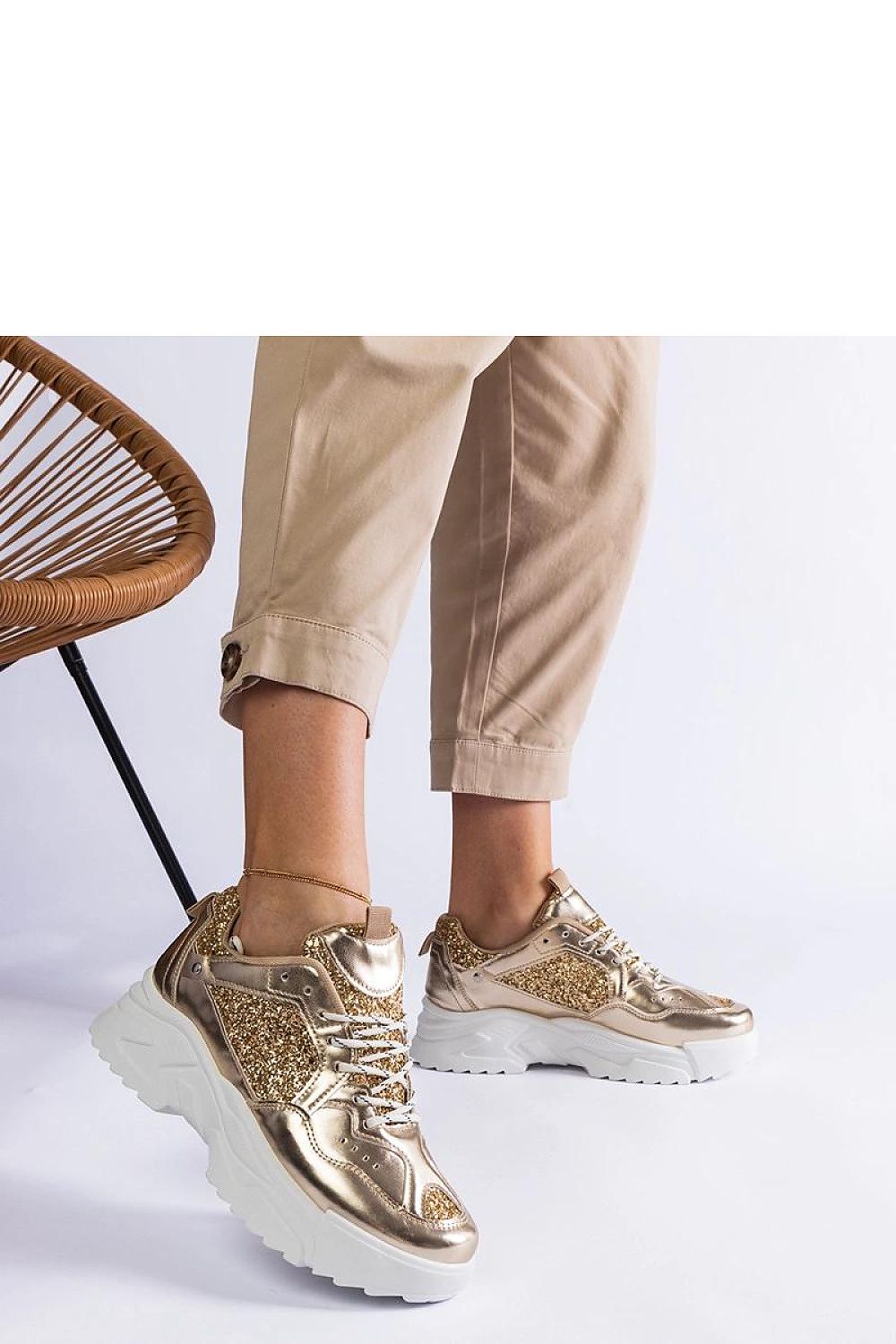 Baskets model 207128 Solea
