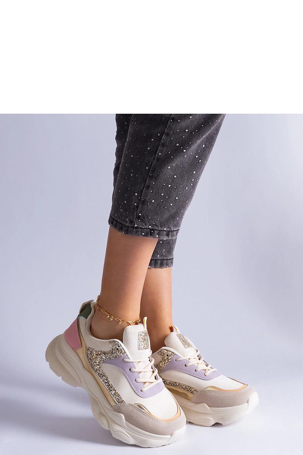 Baskets model 207153 Solea