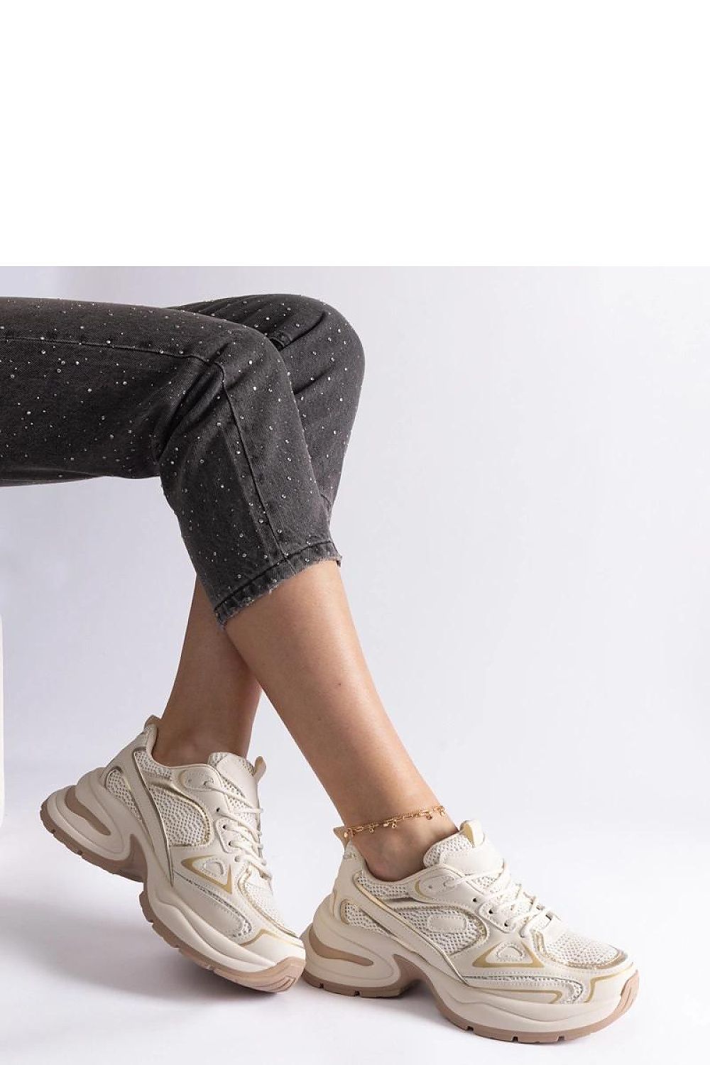 Baskets model 207178 Solea
