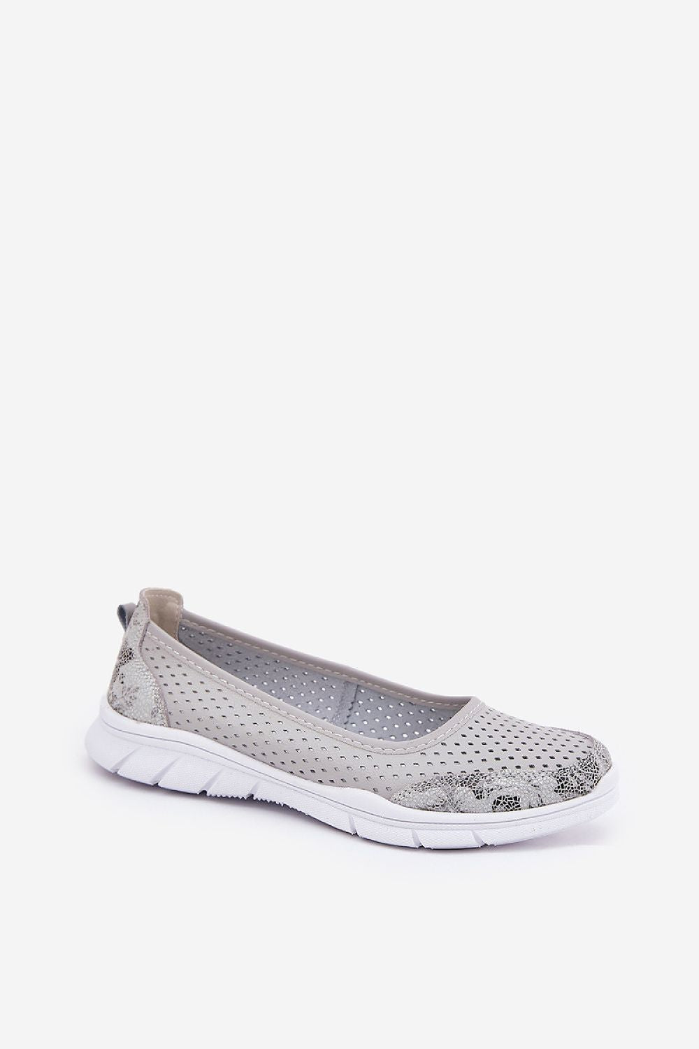 Ballerine model 209043 Step in style