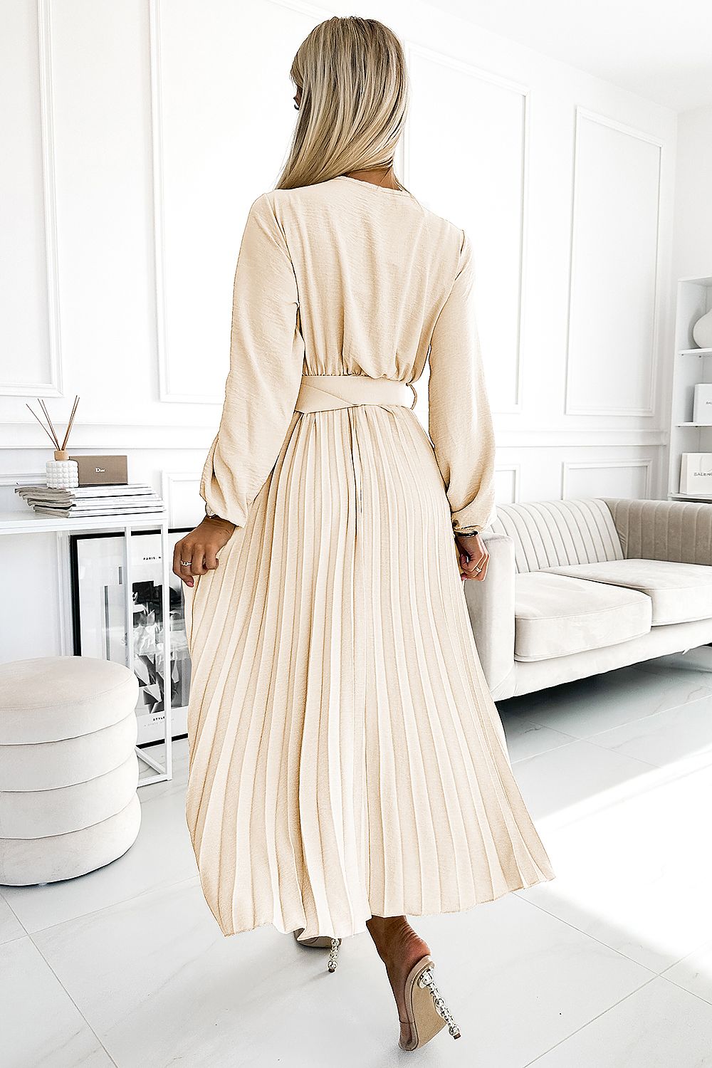 Robe de cocktail model 209608 Numoco