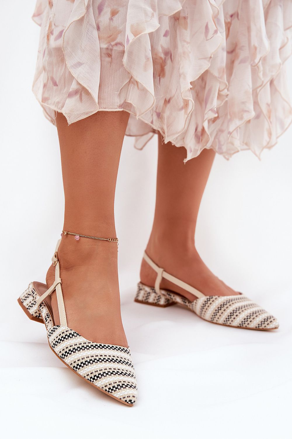 Ballerine model 209796 Step in style