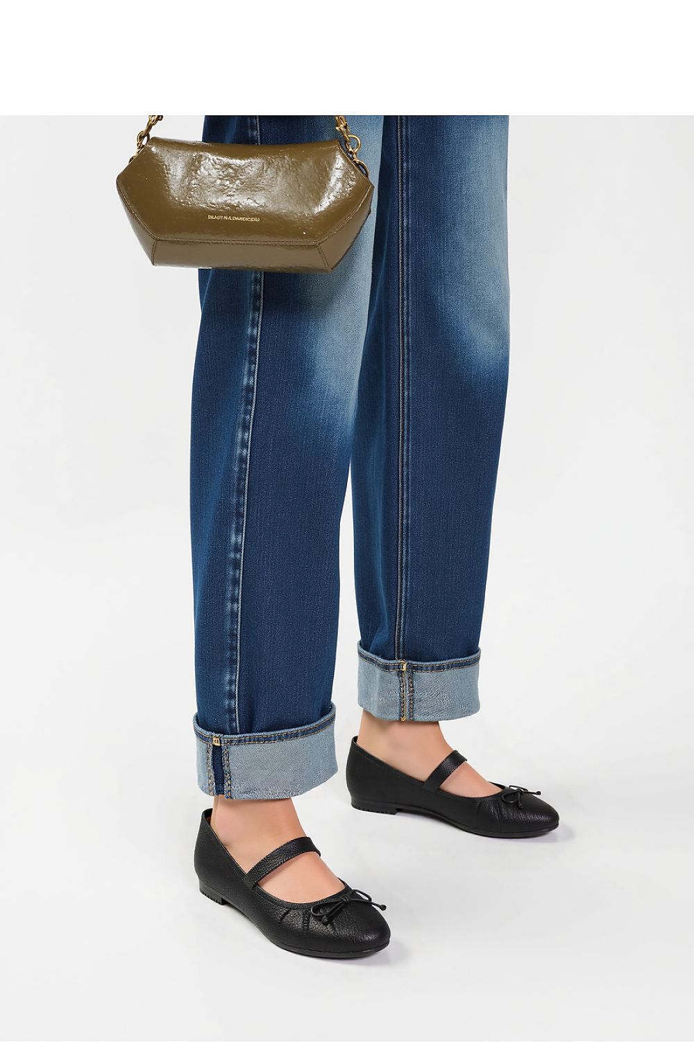 Ballerine model 210282 Inello