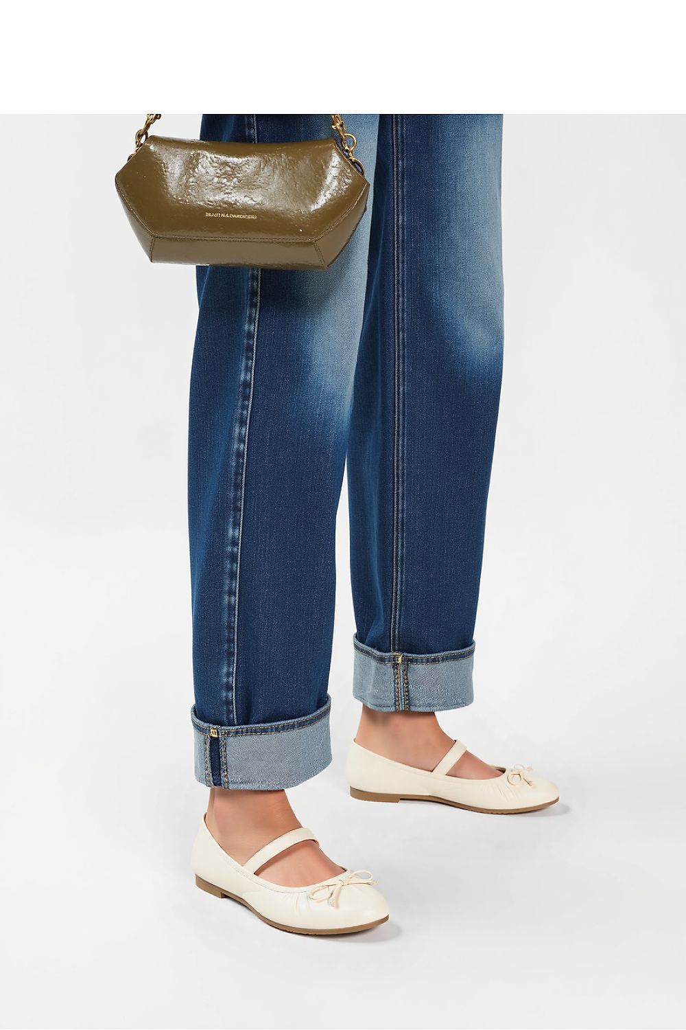 Ballerine model 210283 Inello