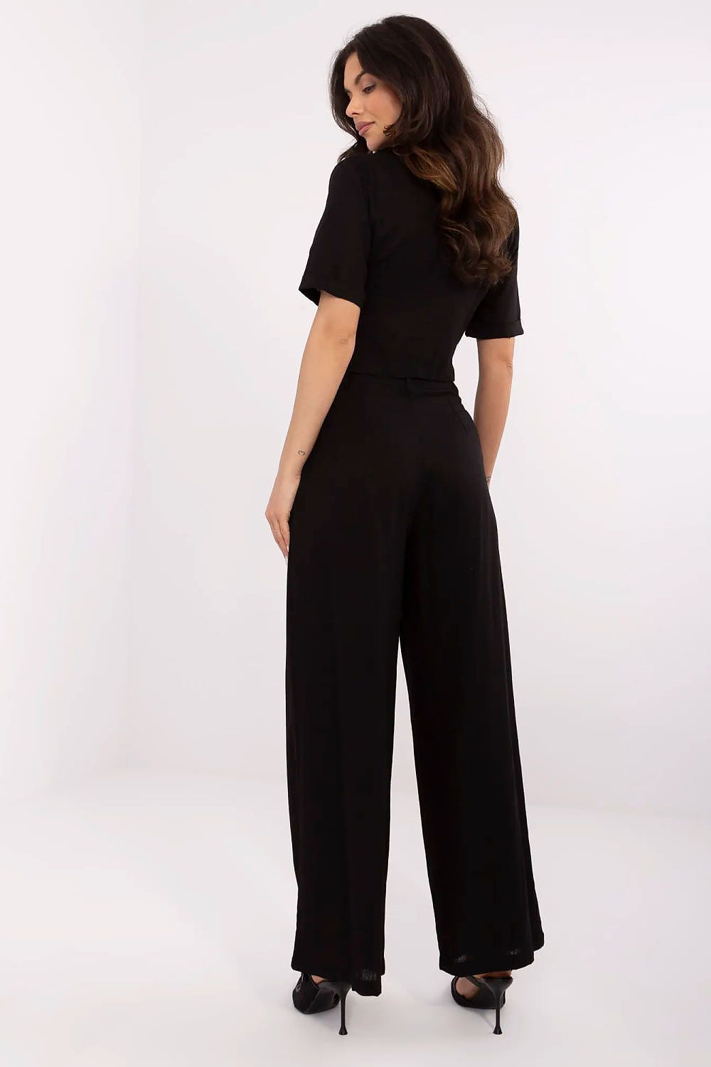 L`ensemble model 211198 NM
