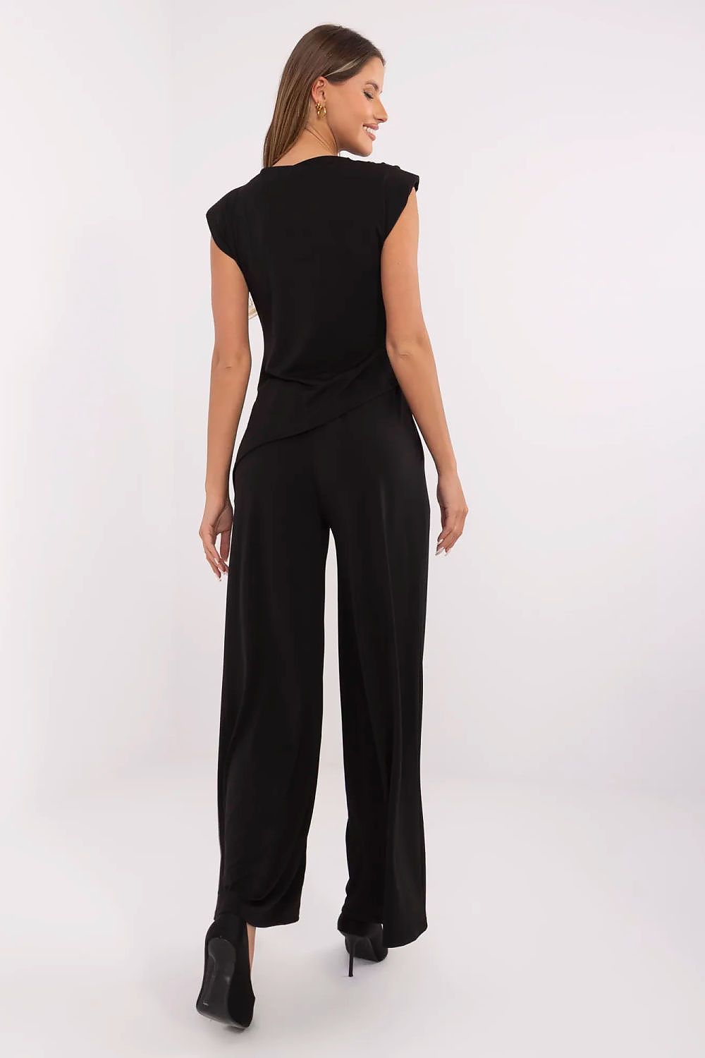 L`ensemble model 211276 Italy Moda