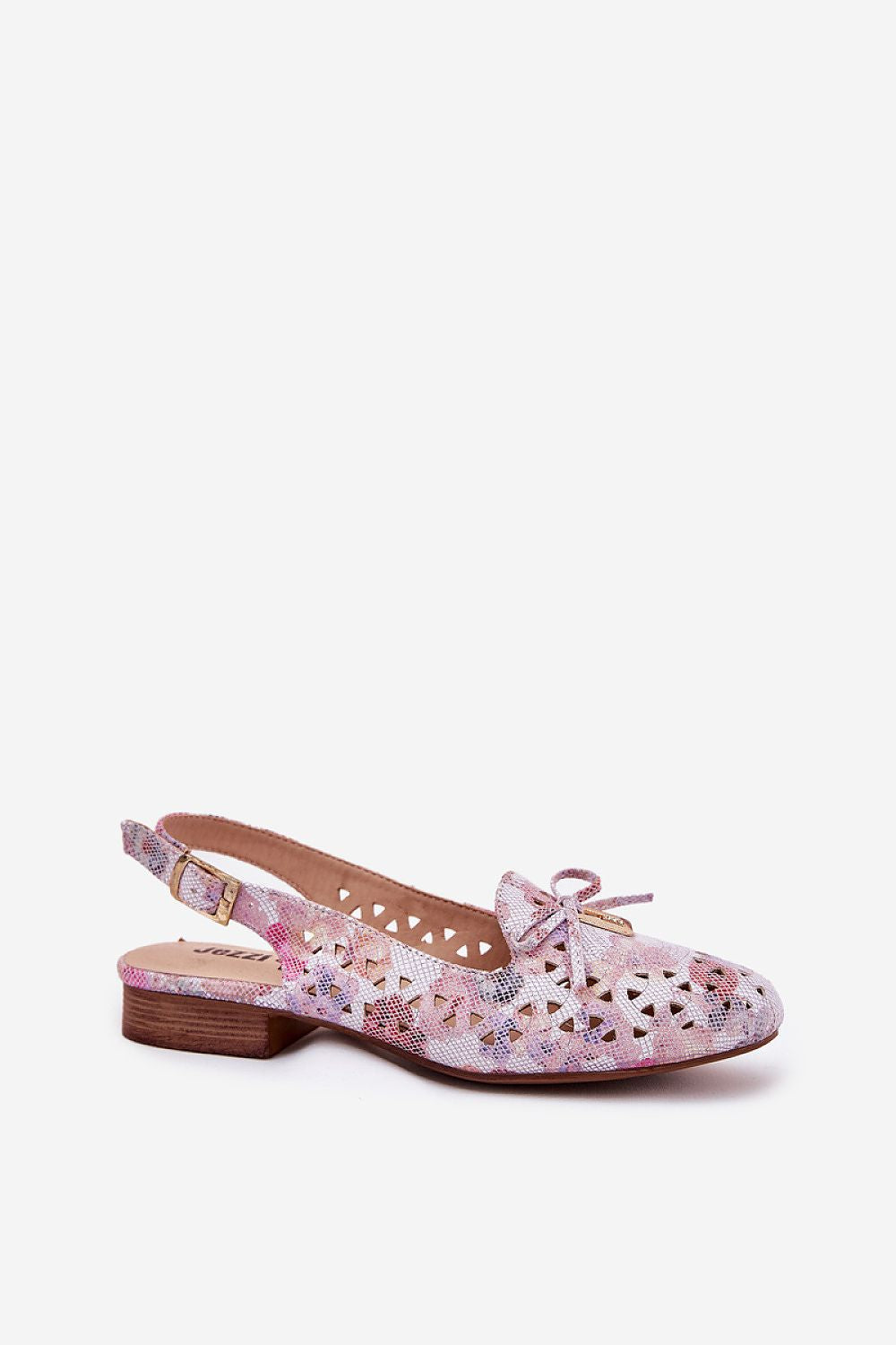 Ballerine model 211979 Step in style