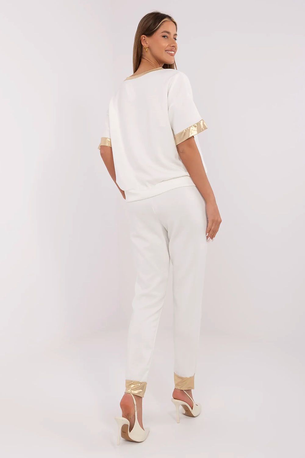 L`ensemble model 212052 Italy Moda