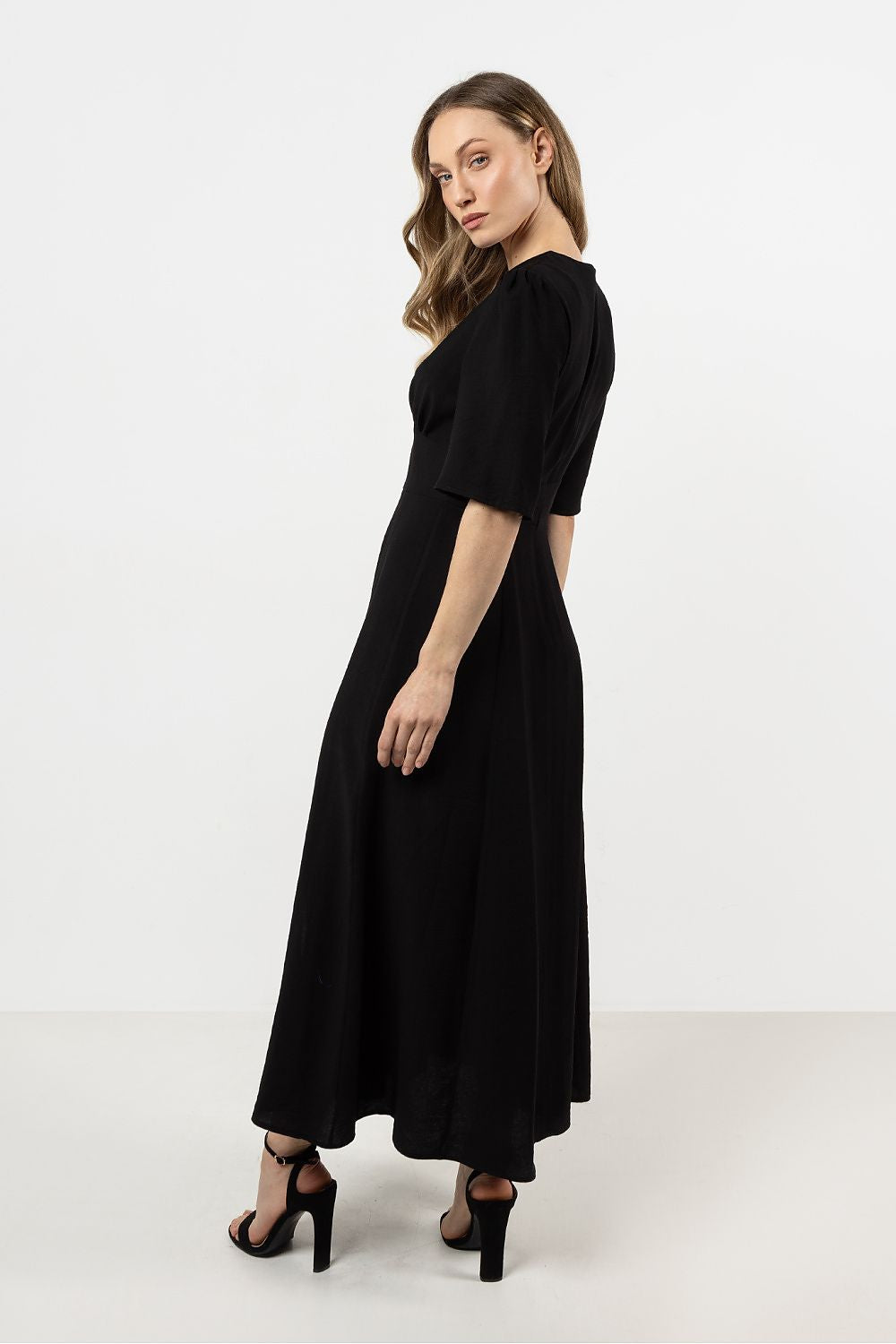 Robe de jour model 212215 awama