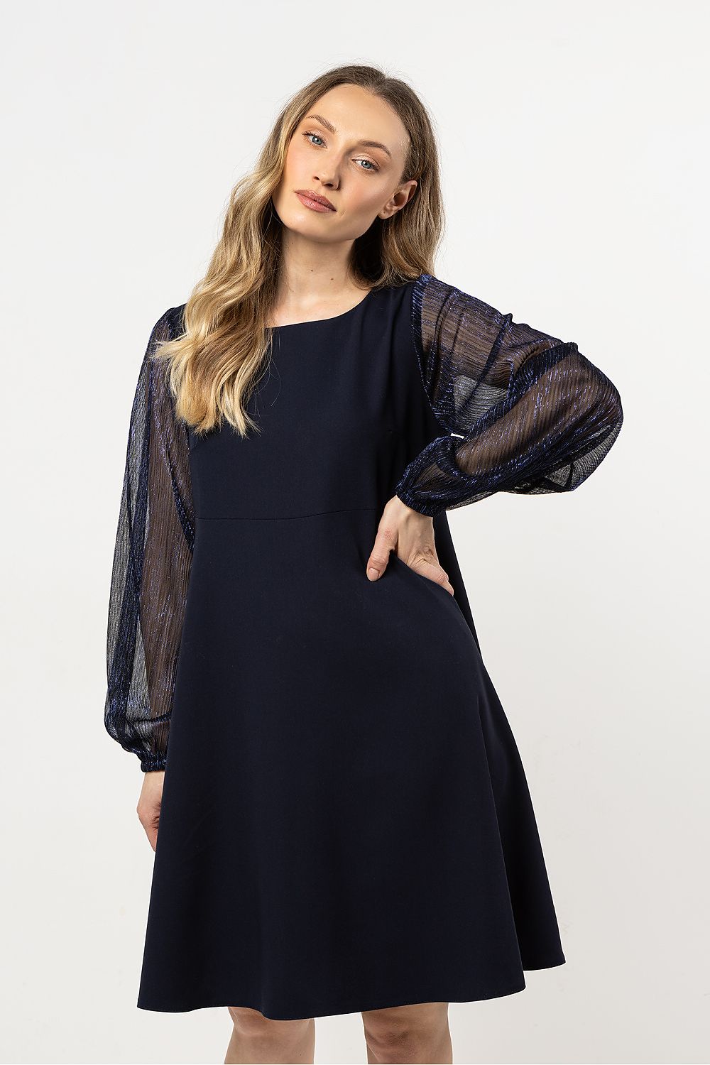 Robe de soirée model 212224 awama