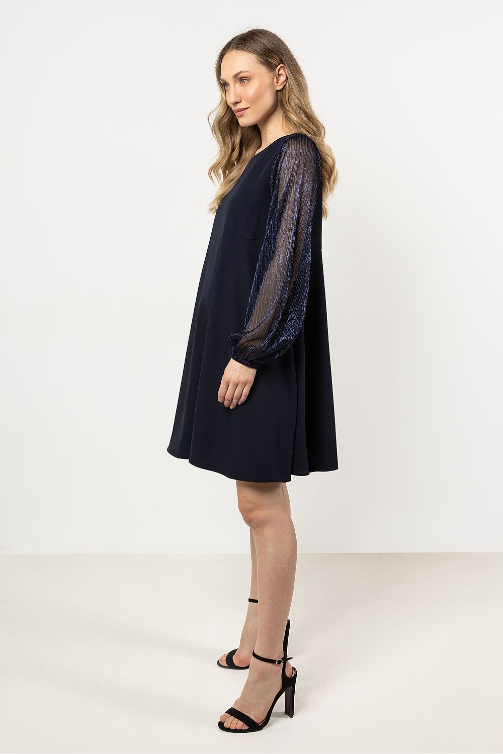 Robe de soirée model 212224 awama