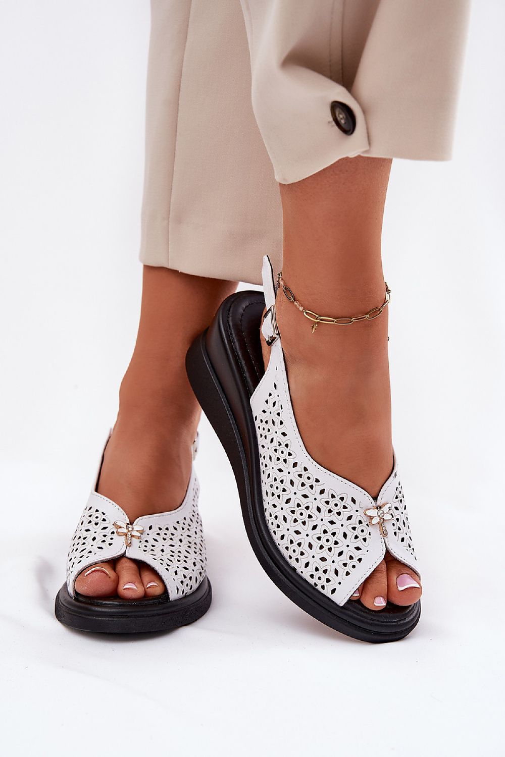 Cothurnes model 213013 Step in style
