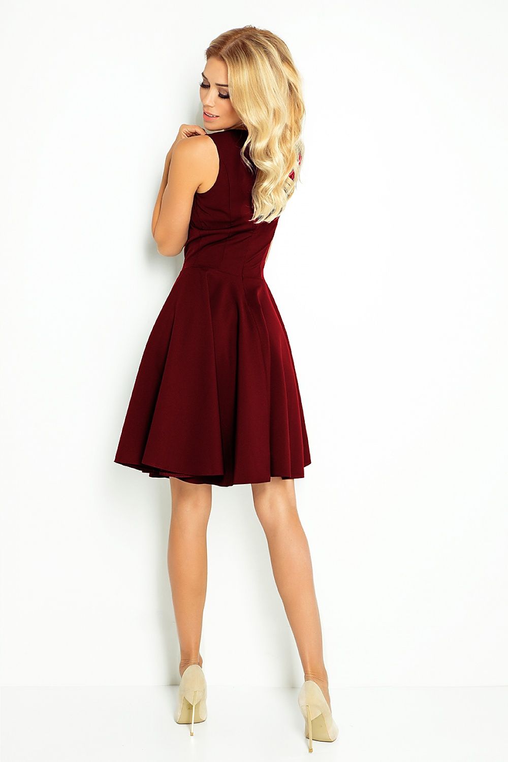 Robe de cocktail model 124411 Numoco