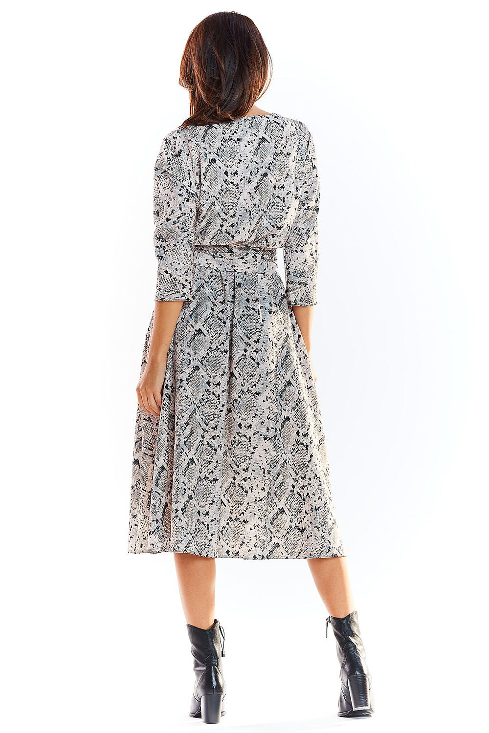 Robe de jour model 139499 awama