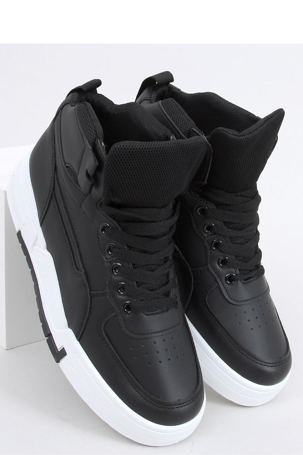 Chaussures de sport model 163310 Inello