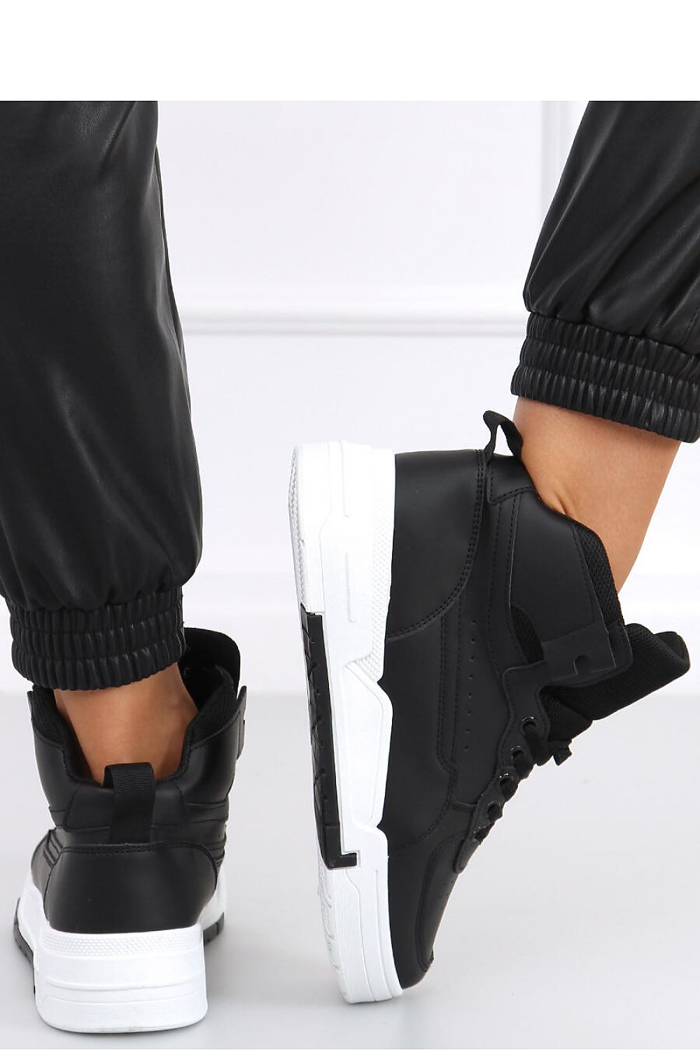 Chaussures de sport model 163310 Inello
