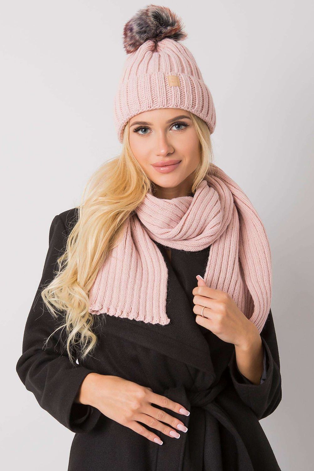 L`ensemble model 171799 Rue Paris