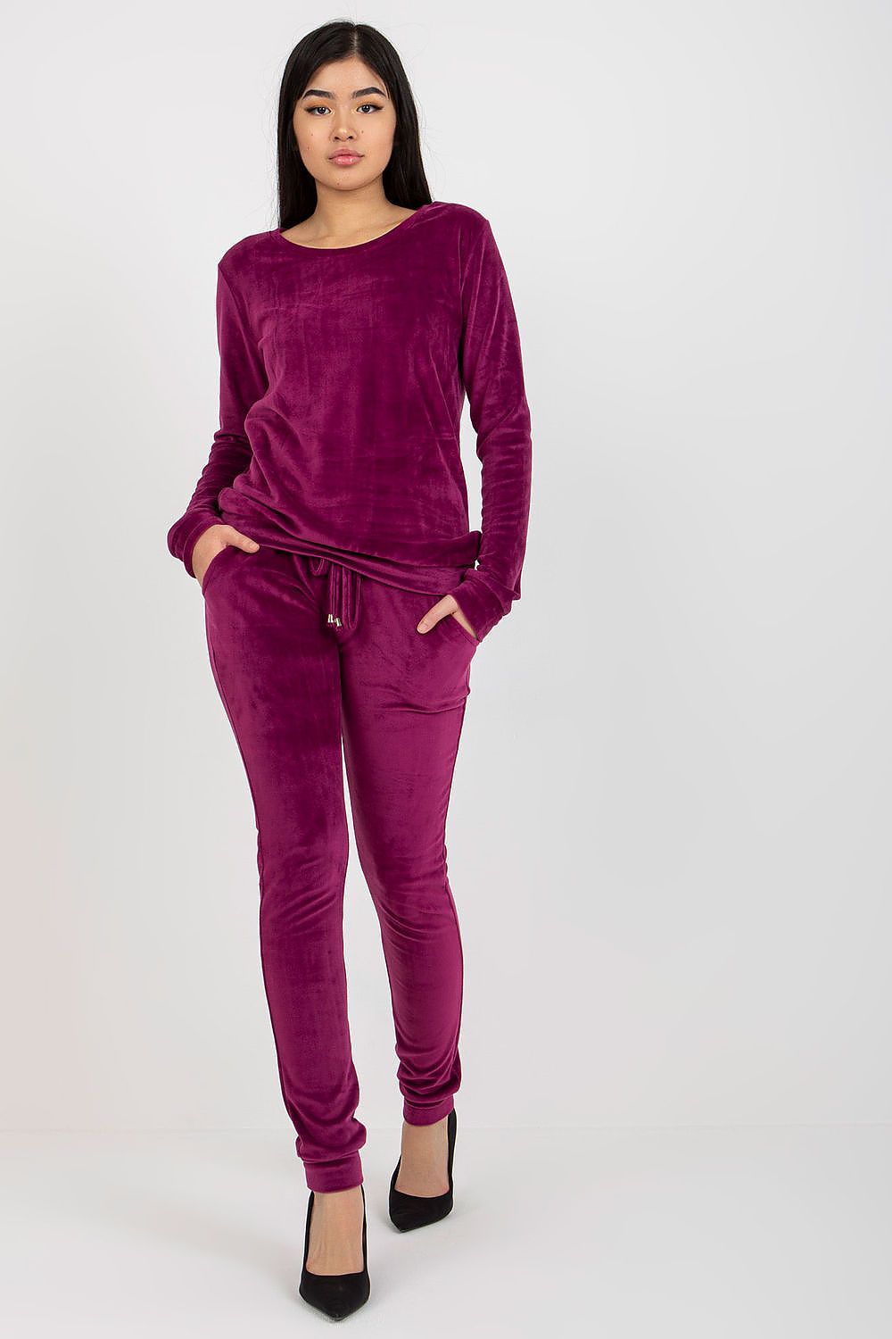 L`ensemble model 175105 Rue Paris