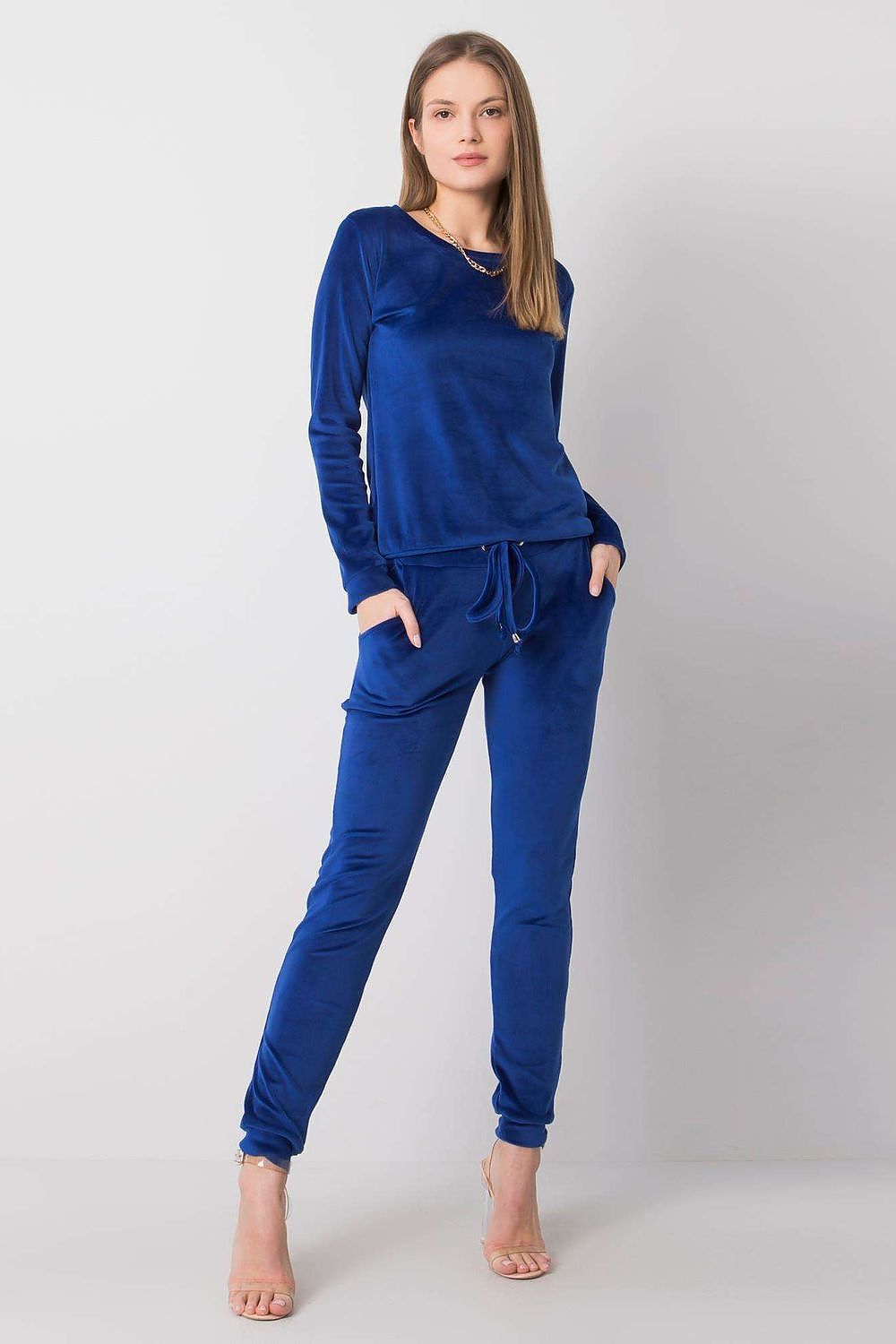 L`ensemble model 175109 Rue Paris