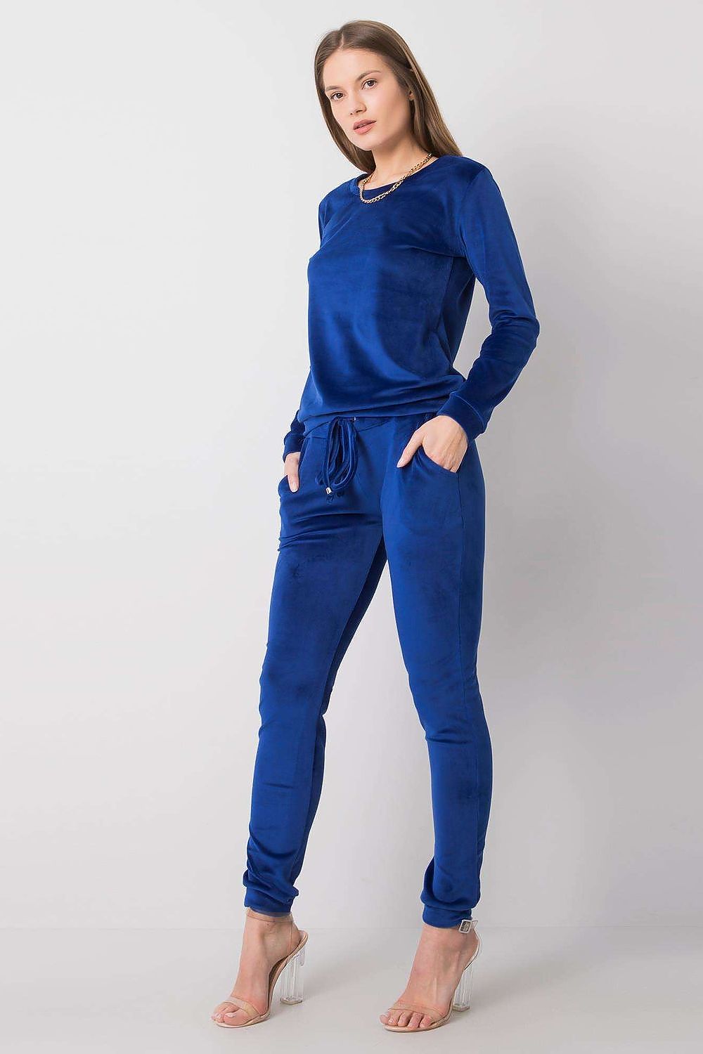 L`ensemble model 175109 Rue Paris