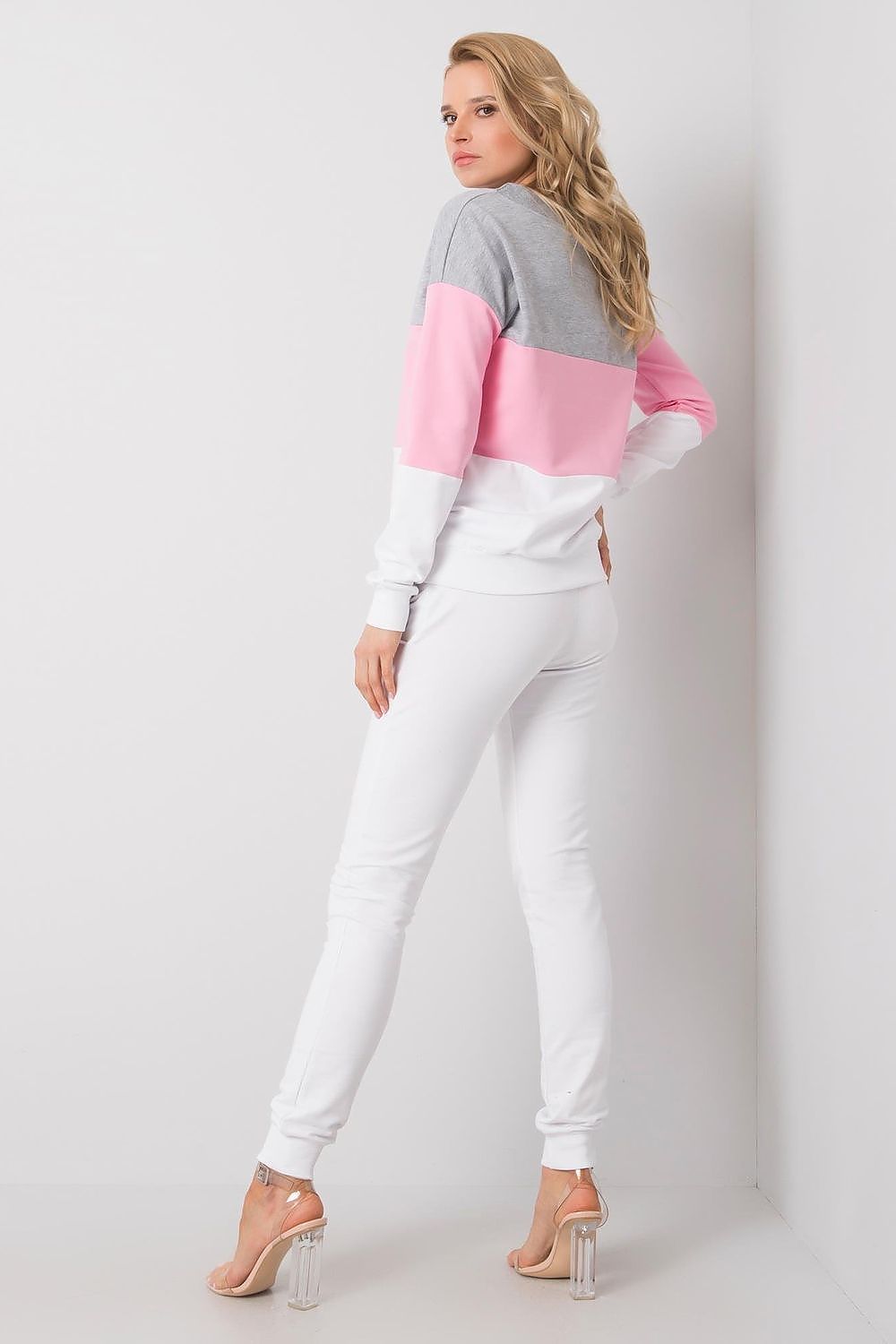 L`ensemble model 175124 Rue Paris