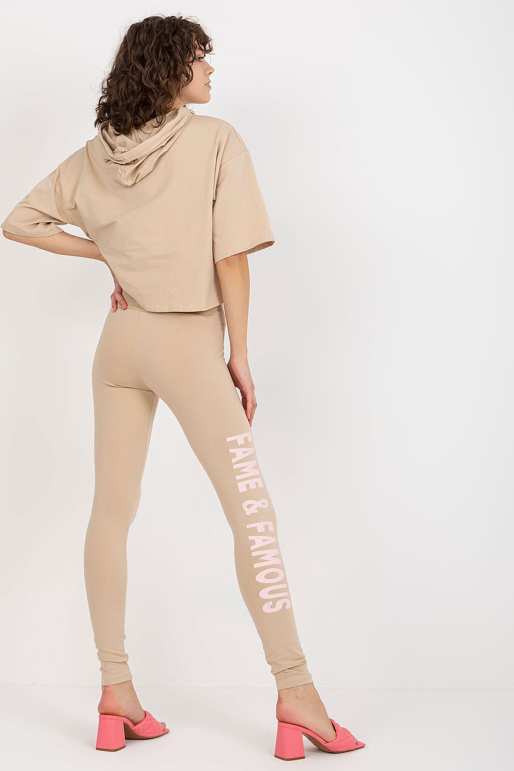 L`ensemble model 177038 Ex Moda