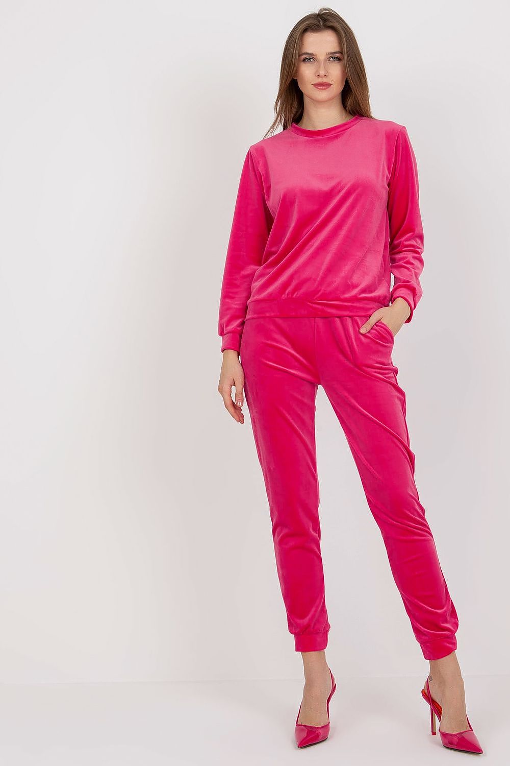 L`ensemble model 177912 Rue Paris