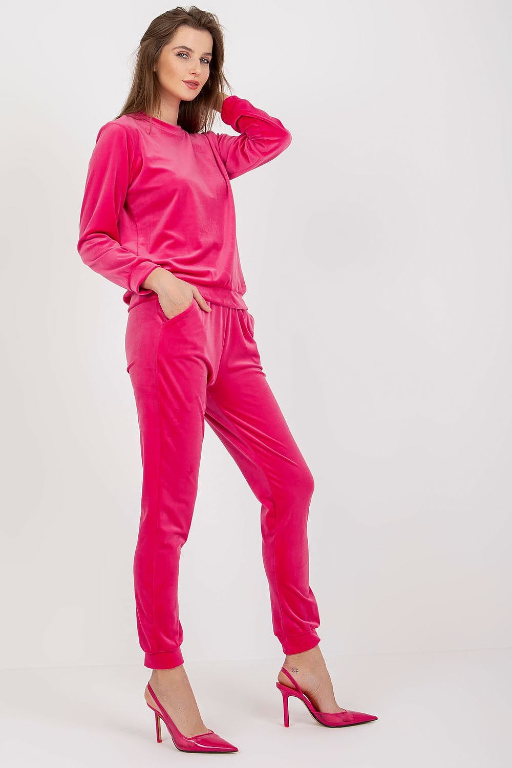 L`ensemble model 177912 Rue Paris