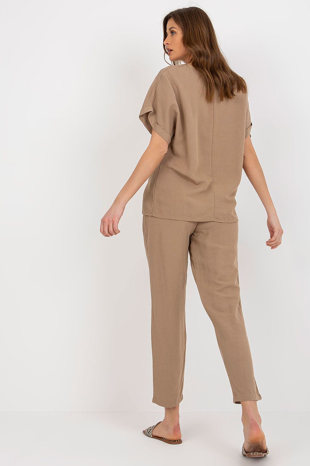 L`ensemble model 179028 Rue Paris