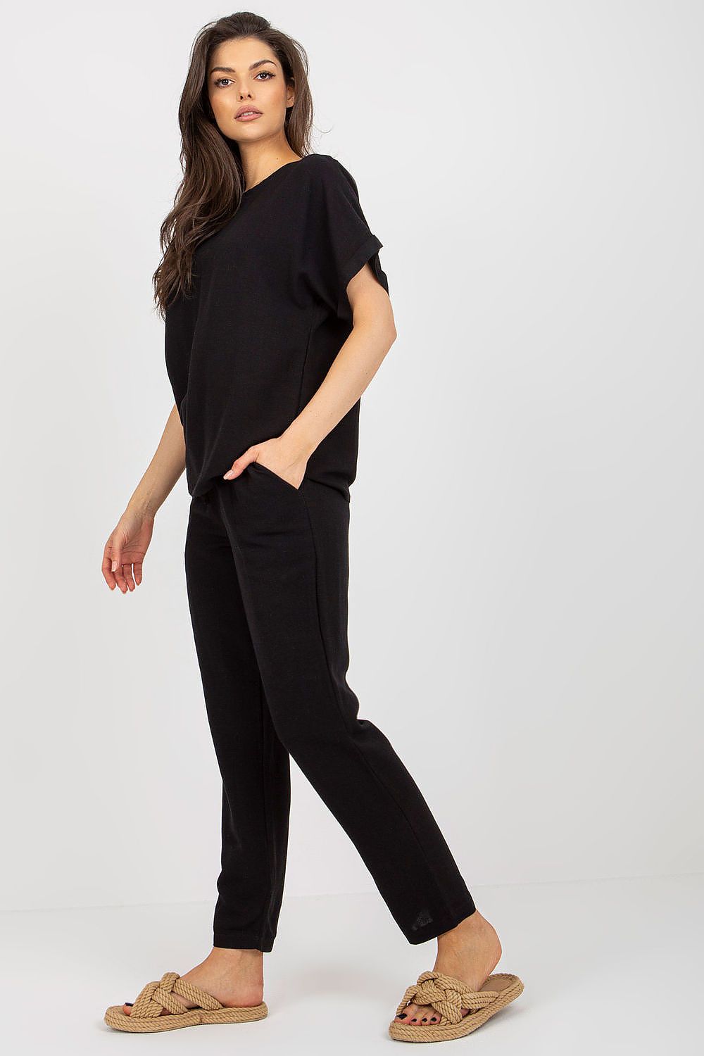 L`ensemble model 179029 Rue Paris