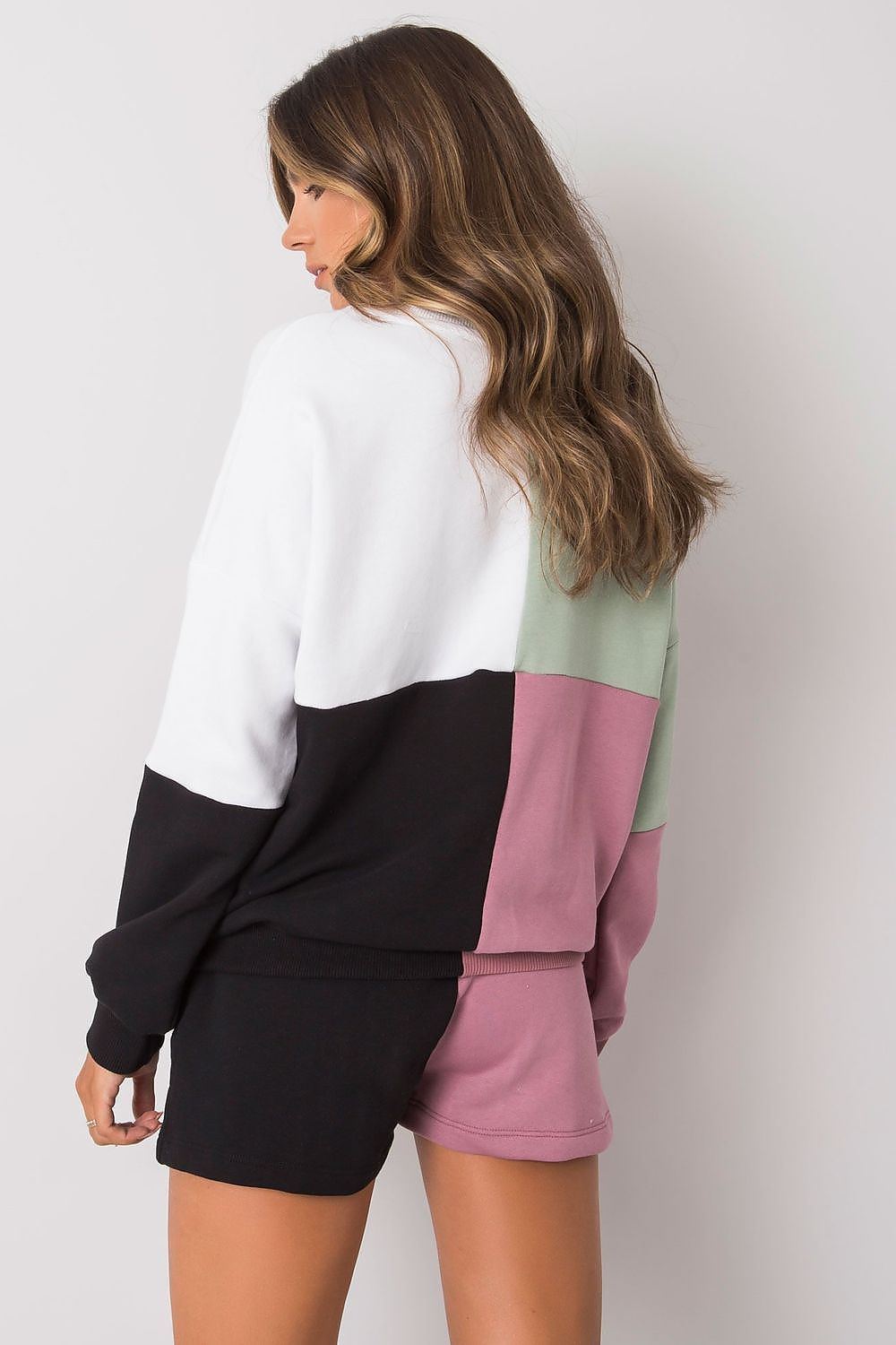 L`ensemble model 181366 Rue Paris
