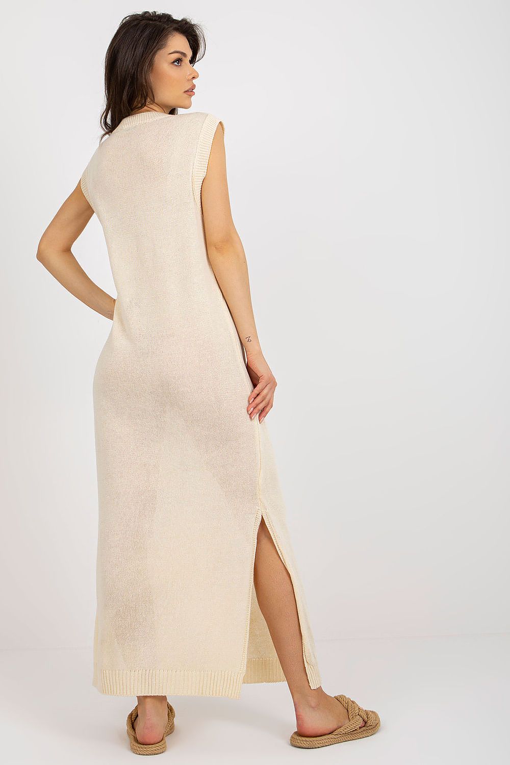 Robe de plage model 181536 Badu