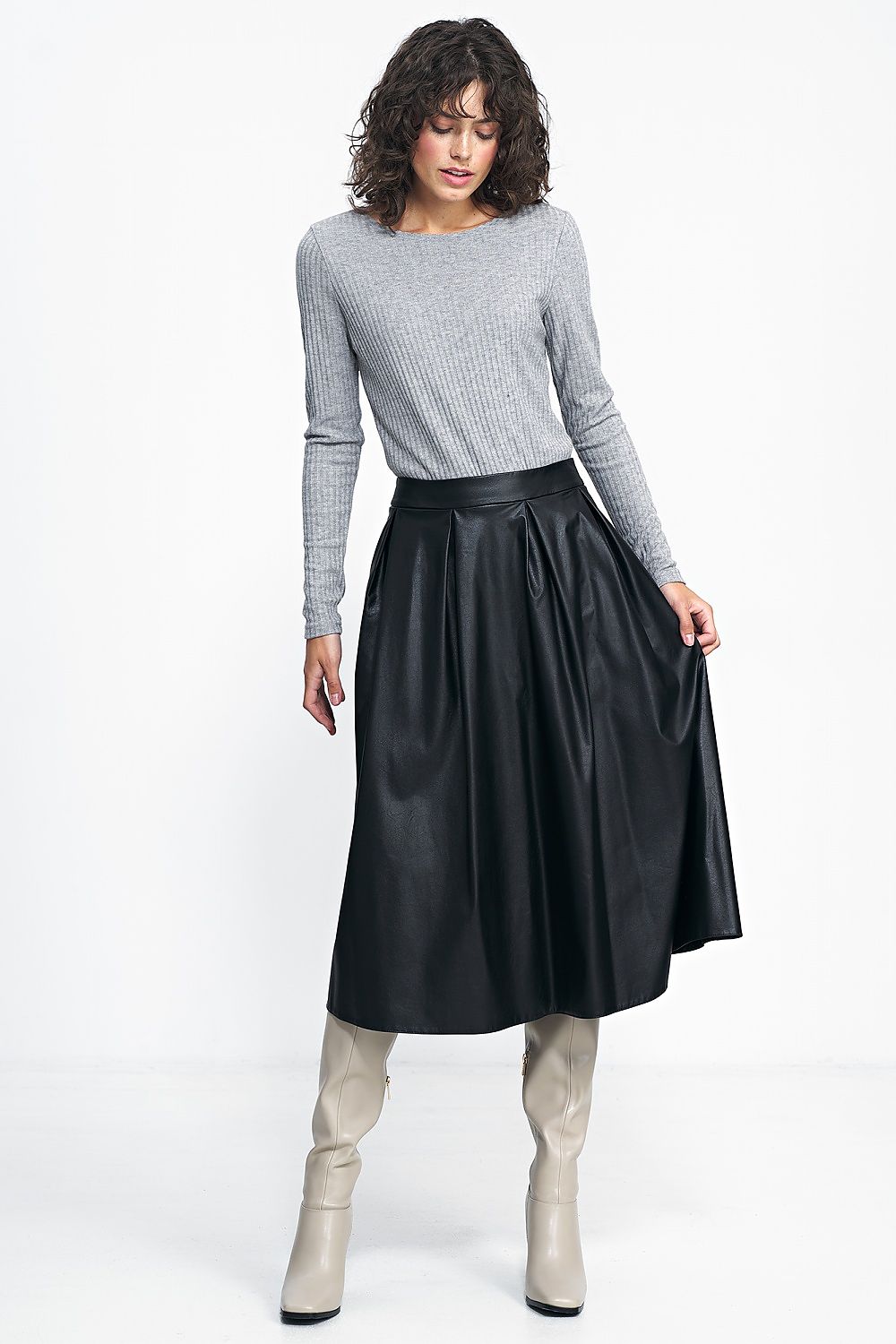 Jupe model 184597 Nife
