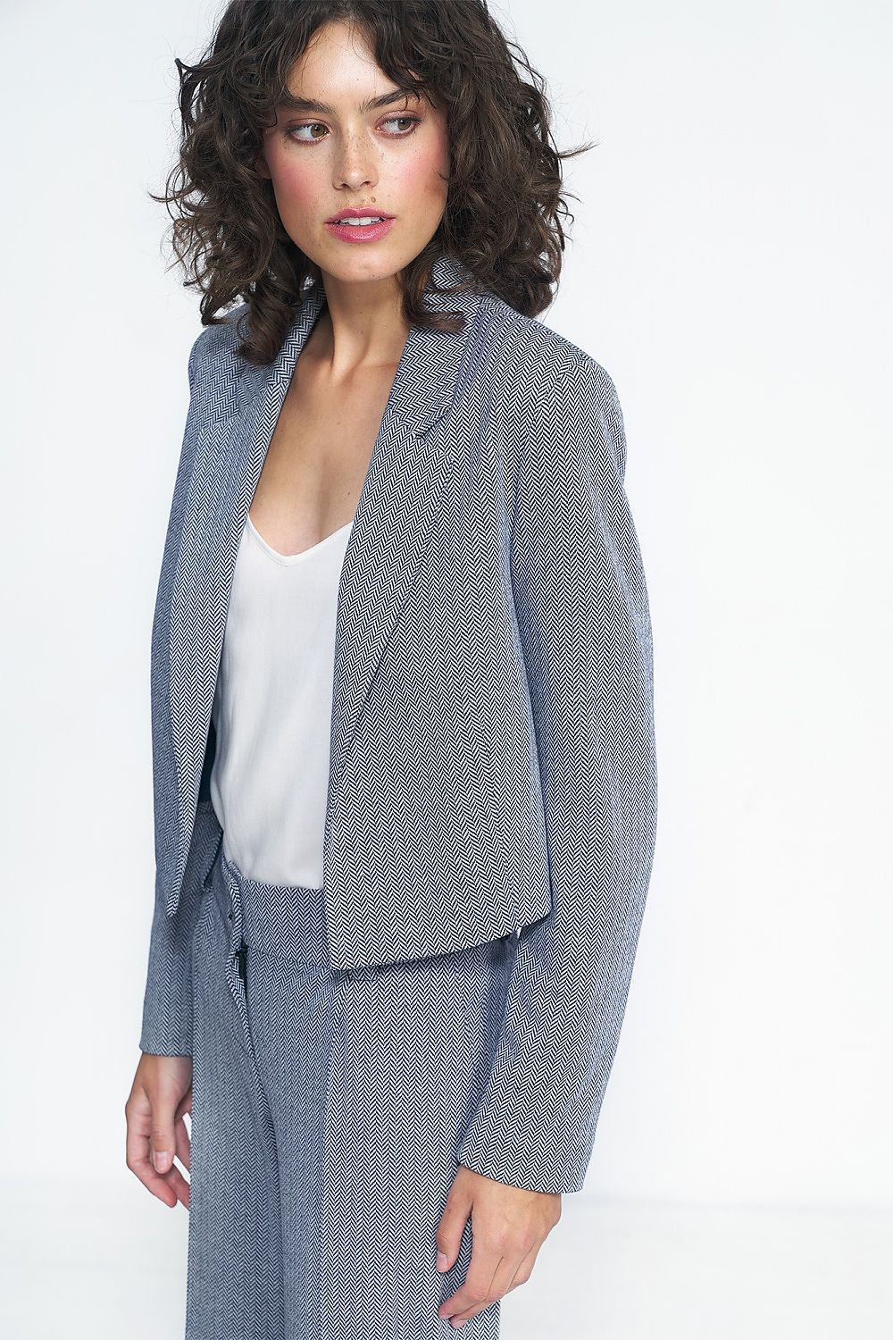 Blazer femme model 185186 Nife