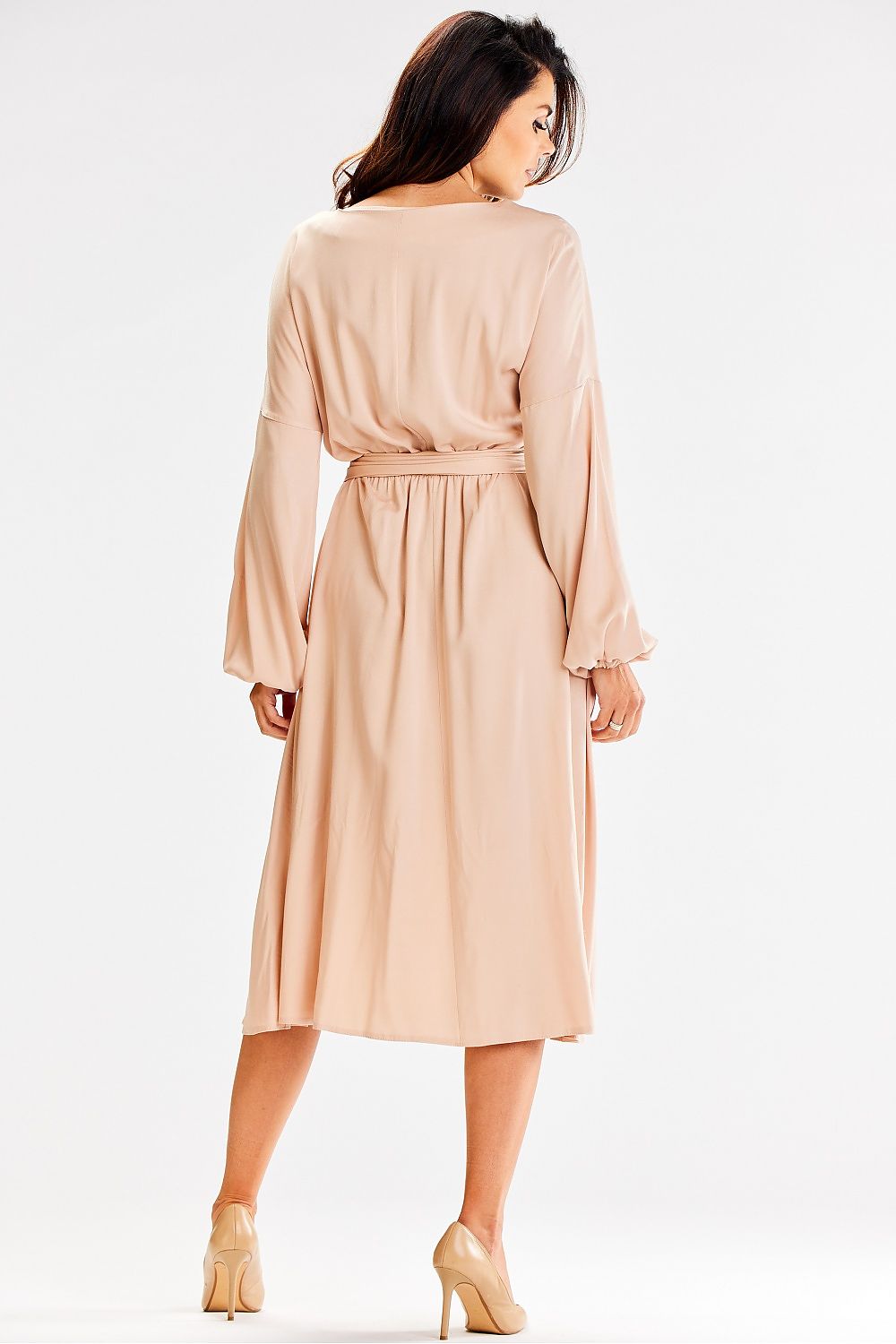  Robe de jour model 187157 awama 